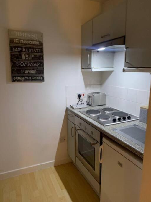 Trendy One Bedroom Apartment Glasgow Exterior foto