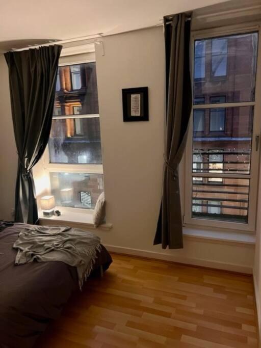 Trendy One Bedroom Apartment Glasgow Exterior foto